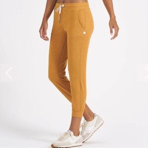 Vuori Performance Joggers